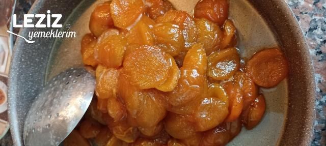 Bütün Kayısı Reçeli Tarifi