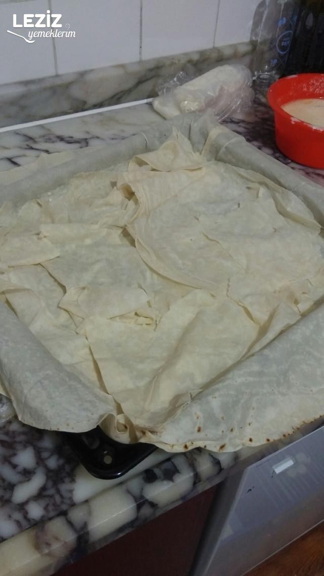 Kaymaklı Tepsi Böreği (Mükemmel Lezzet)