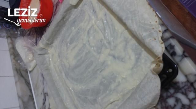 Kaymaklı Tepsi Böreği (Mükemmel Lezzet)