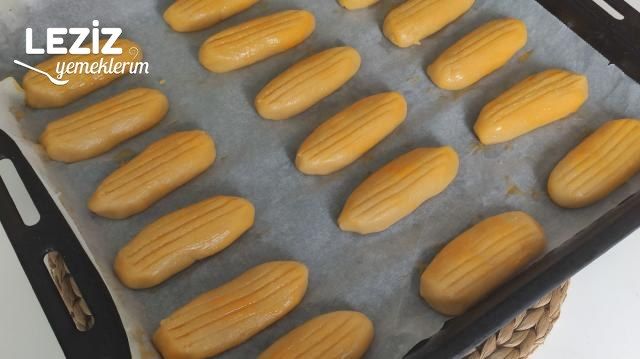 Kıyır Kıyır Ağızda Dağılan Şekerpare