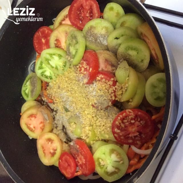 Yeşil Domates Yemeği Tarifi