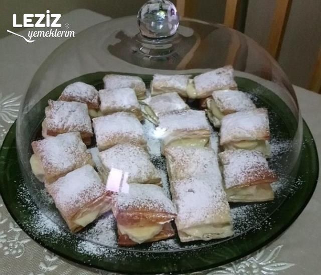 Kremalı Muzlu Milföy Tatlısı Tarifi