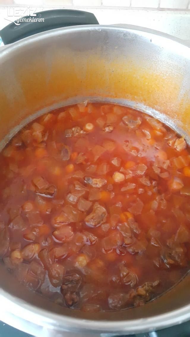 Düdüklü Tencerede Nohut Yemeği