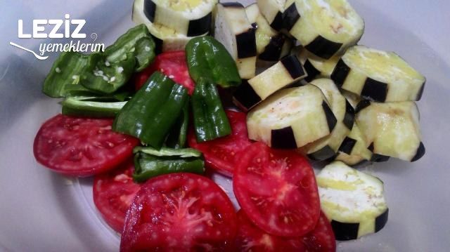 Lezzetli Patlıcan Katları