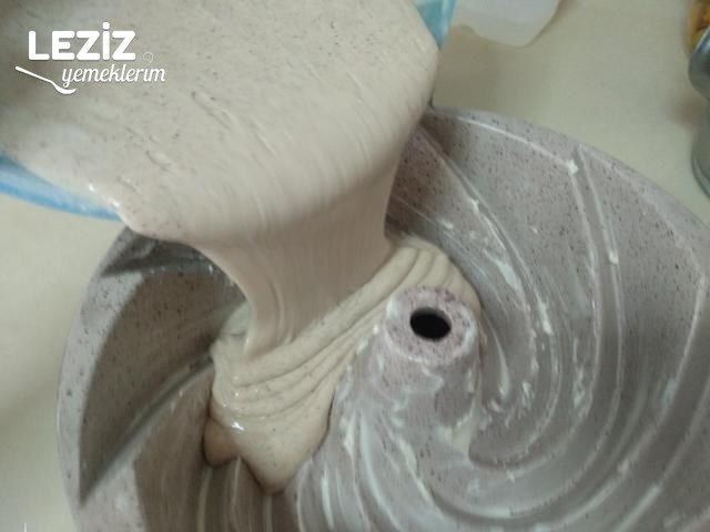 Nefis Zencefilli Ve Tarçınlı Kek