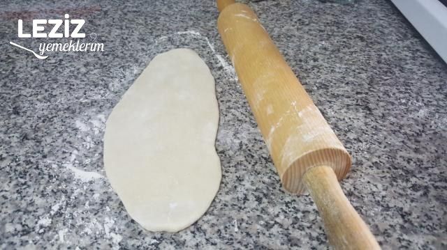 Kıymalı Kaşarlı Pide Nasıl Yapılır?