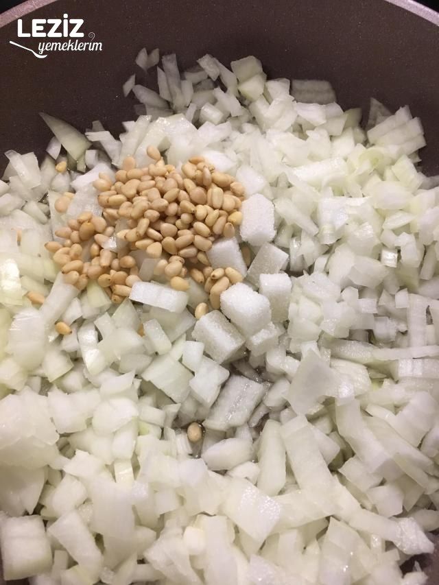 Zeytinyağlı Beyaz Lahana Dolması