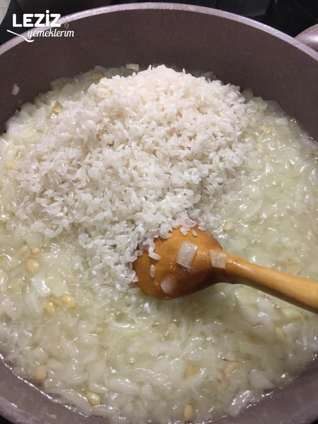 Zeytinyağlı Beyaz Lahana Dolması