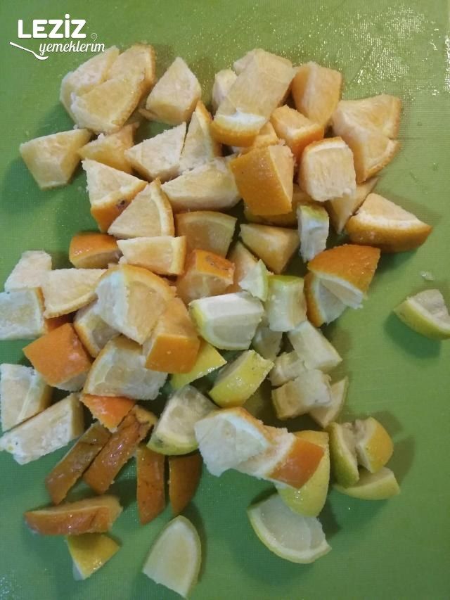 Limonata Tarifi (1 Limon Ve 1 Portakaldan 3 Litre Limonata)