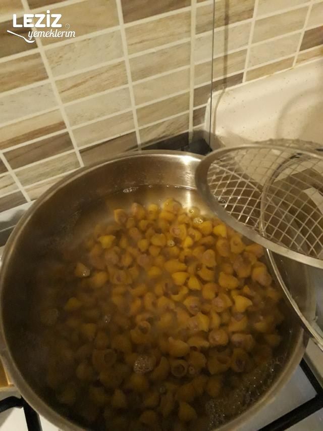 Makarna İle Yalancı Mantı