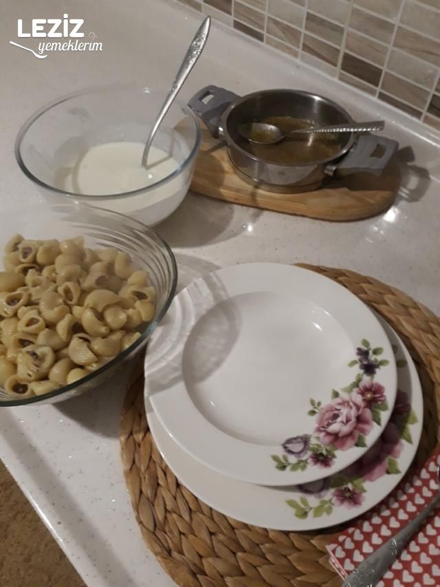 Makarna İle Yalancı Mantı