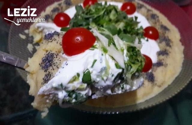 Nefis Yoğurtlu Patates Salatası