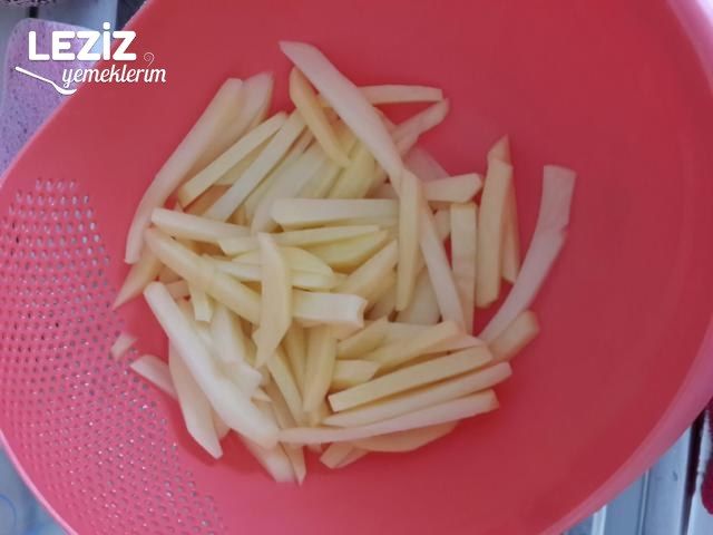 Soslu Enfes Türlü Kızartma