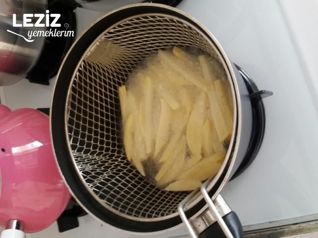 Soslu Enfes Türlü Kızartma