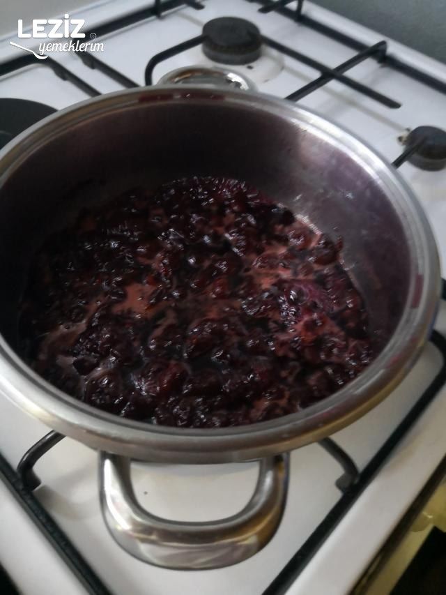 Vişne Posasından Reçel