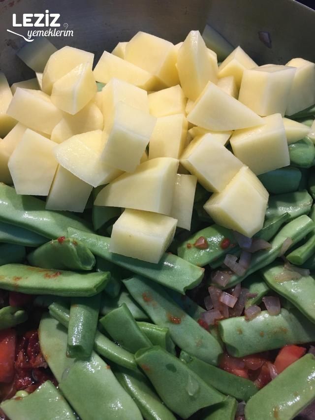 Etli Türlü Yemeği