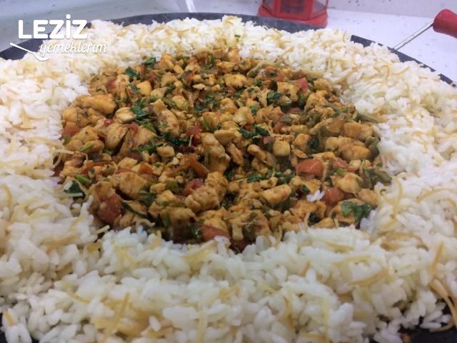 Pilavlı Tavuklu Tantuni