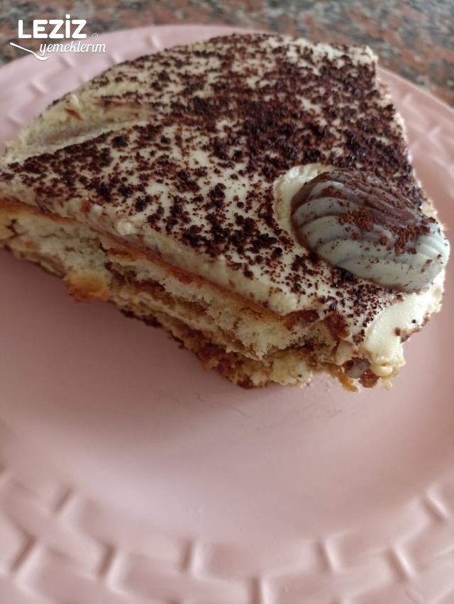 Pasta Kekinden Pratik Tiramisu
