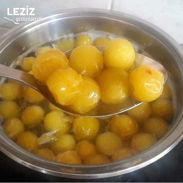 Mis Kokulu Fesleğenli Erik Suyu