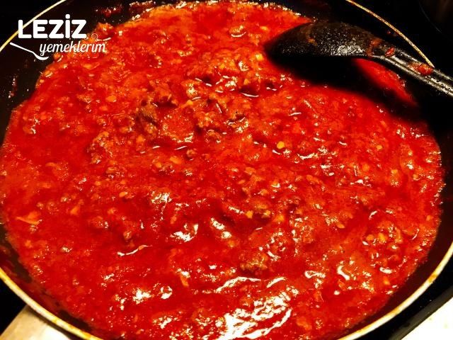 Bolonez Soslu Spagetti Tarifi