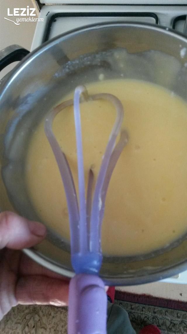 Mor Lahana Çorbası