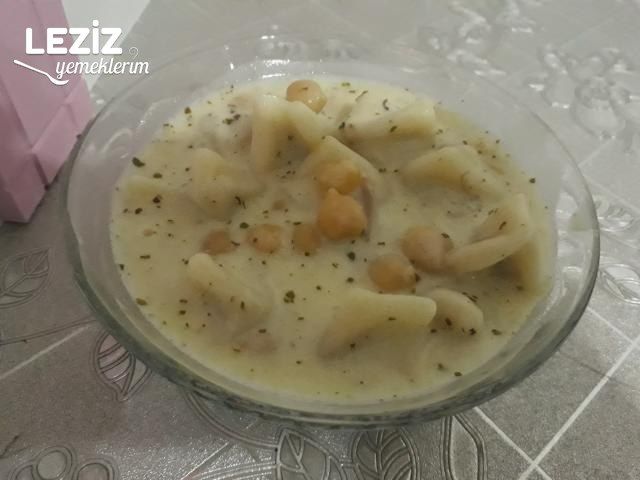 Yoğurtlu Mantı Çorbası