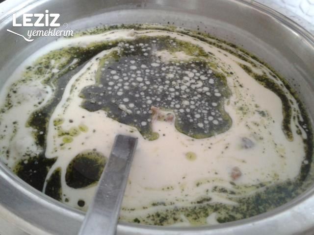 Yoğurtlu Mantı Çorbası