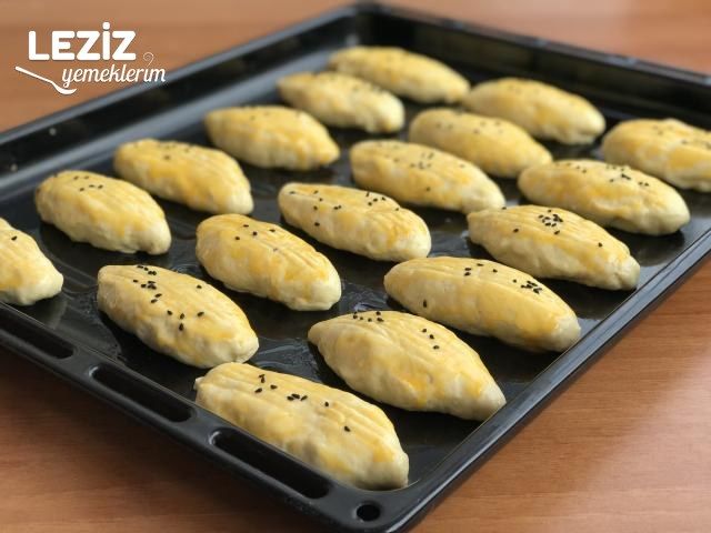 Mayasız Kıyır Poğaça Tarifi