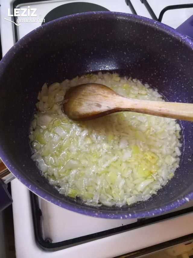 Patatesli El Açması Puf Böreği