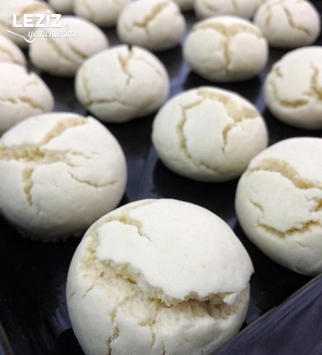 Nişastalı Çatlak Kurabiye