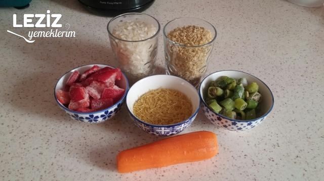 Şahane Ezogelin Pilavı