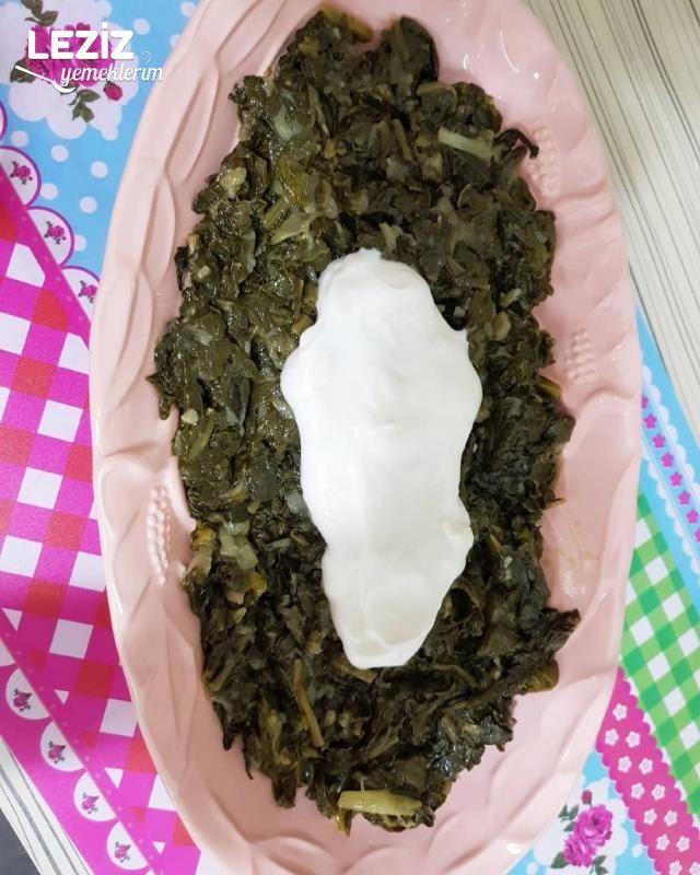 Yoğurtlu Pazı Kavurma