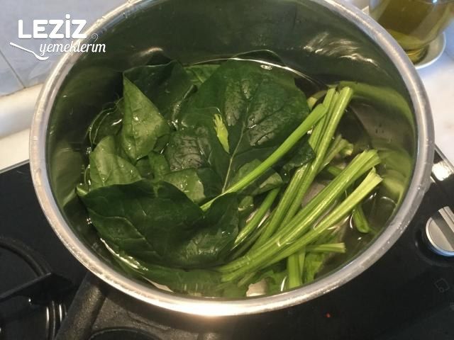 Yumurtalı Ispanak Rulo