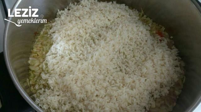 Kahve Aromalı Cevizli Zeytinyağlı Renkli Biber Dolması