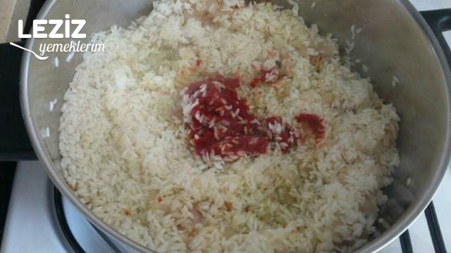 Kahve Aromalı Cevizli Zeytinyağlı Renkli Biber Dolması