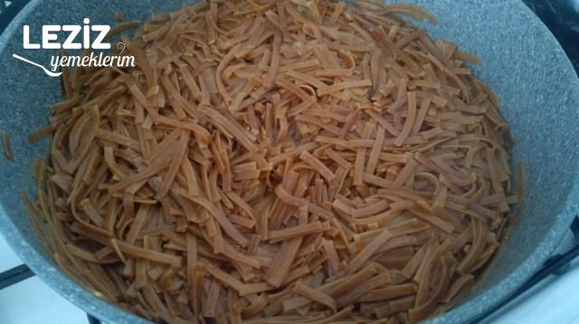 Erişte Salatası Tarifi