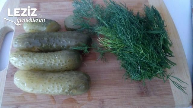 Erişte Salatası Tarifi