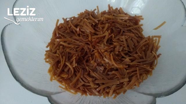 Erişte Salatası Tarifi