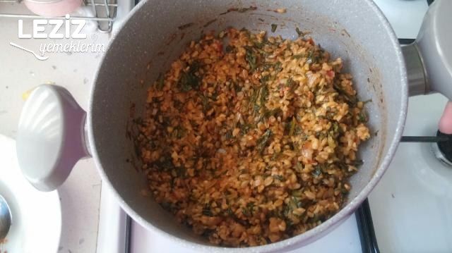 Kuş Ekmeği Otu İle Bulgur Pilavı