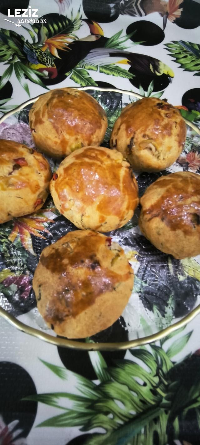 Kuru Domatesli Poğaça Tarifi