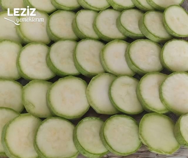 Kabaklı Beşamel Soslu Tavuk