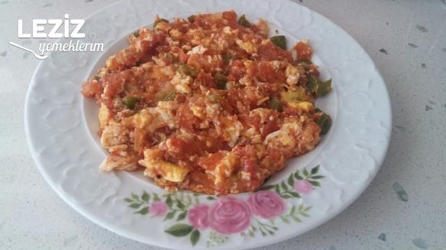 Menemen (Kahvaltı Sofrasının Vazgeçilmezi)
