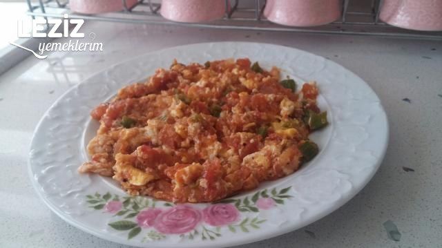 Menemen (Kahvaltı Sofrasının Vazgeçilmezi)