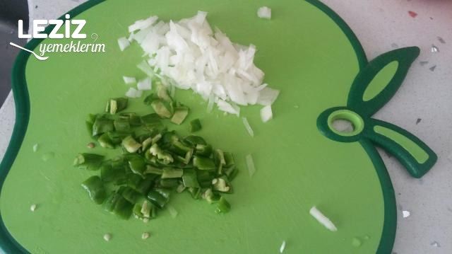 Menemen (Kahvaltı Sofrasının Vazgeçilmezi)