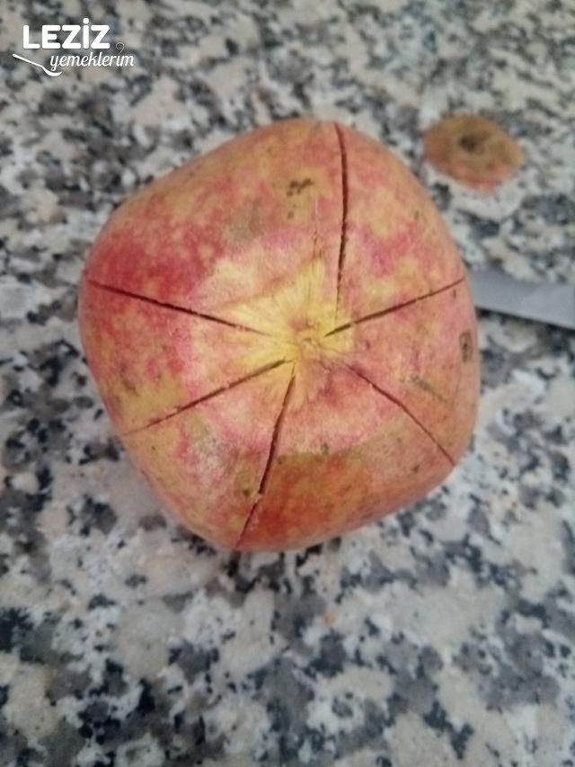 Nar Dökülmeden Nasıl Açılır