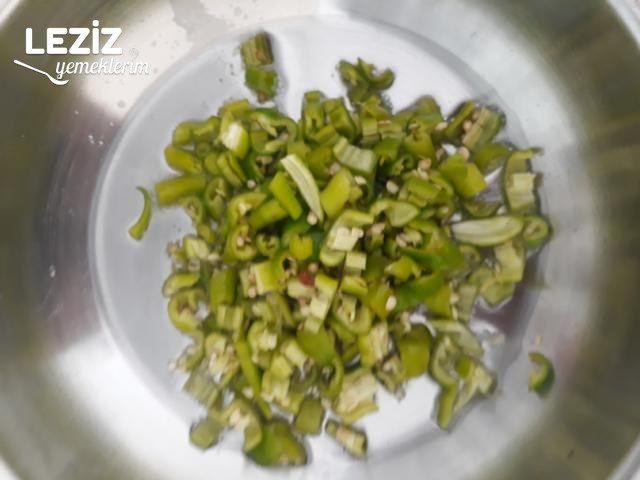 Pastırmalı Menemen Tarifi