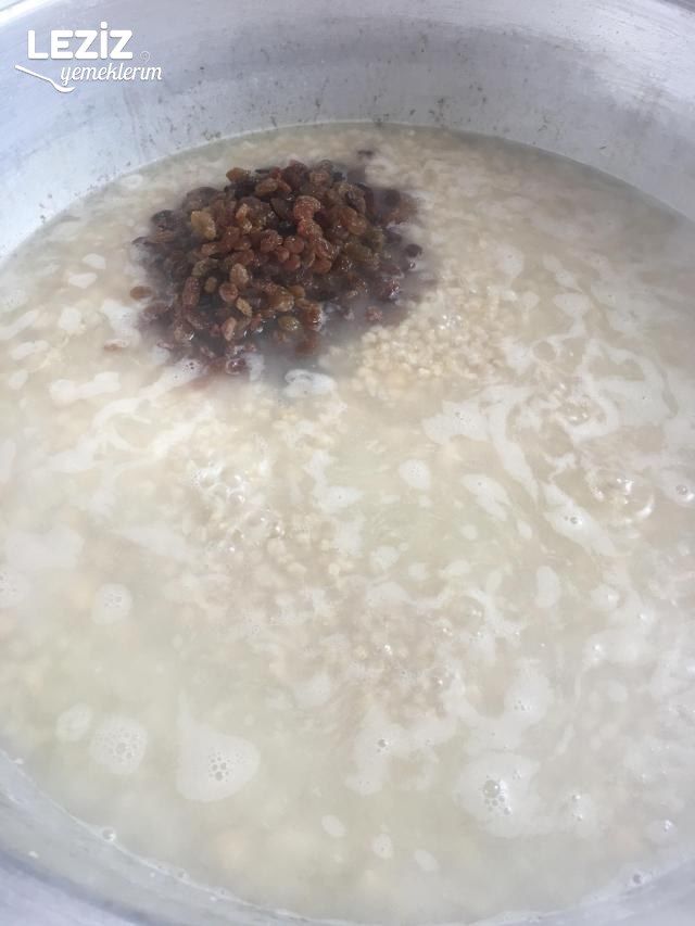 Aşure Nasıl Yapılır