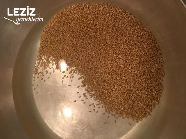 Aşure Nasıl Yapılır