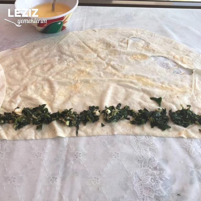 Ispanaklı Rulo Börek