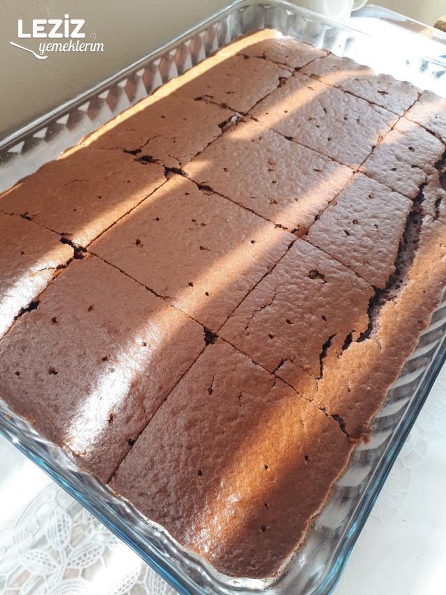 Islak Kek (Pastane Usulü)